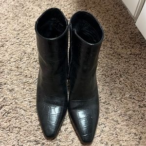 Black Vince Camuto booties